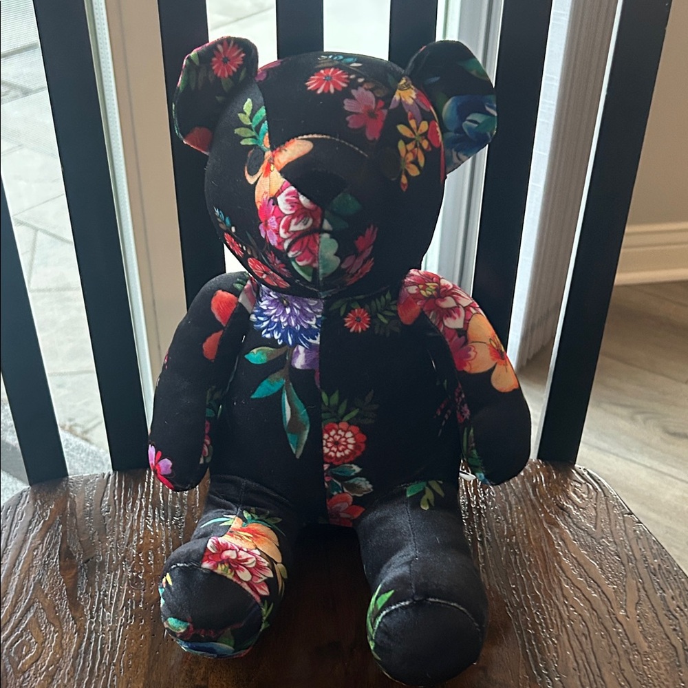 Johnny Was Dreamer Bear - Picture 2 of 7